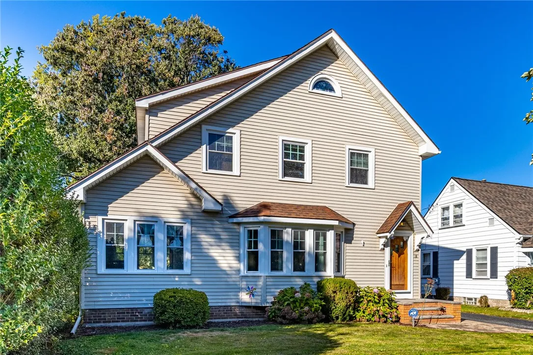 10 Chimayo Road, Irondequoit, New York 14617, Irondequoit, New York 14617, 3 Bedrooms Bedrooms, 7 Rooms Rooms,2 BathroomsBathrooms,Residential,Closed,10 Chimayo Road, Irondequoit, New York 14617,0,R1643905