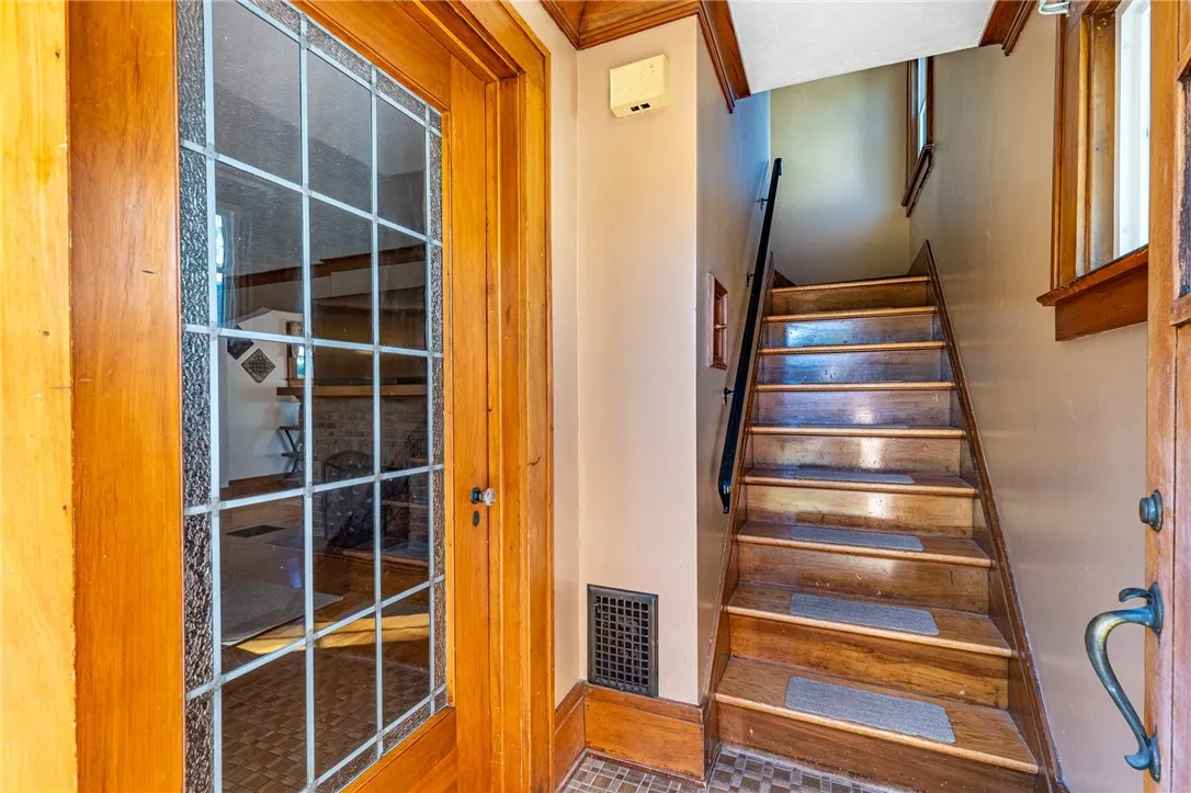 10 Chimayo Road, Irondequoit, New York 14617, Irondequoit, New York 14617, 3 Bedrooms Bedrooms, 7 Rooms Rooms,2 BathroomsBathrooms,Residential,Closed,10 Chimayo Road, Irondequoit, New York 14617,0,R1643905