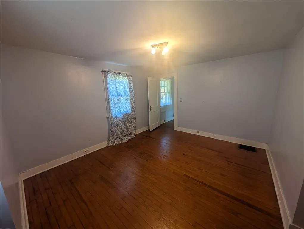 28 Rosedale Avenue, Bradford City, Pennsylvania 16, Bradford City, Pennsylvania 16701, 2 Bedrooms Bedrooms, 6 Rooms Rooms,1 BathroomBathrooms,Residential,For Sale,28 Rosedale Avenue, Bradford City, Pennsylvania 16,0,R1644144