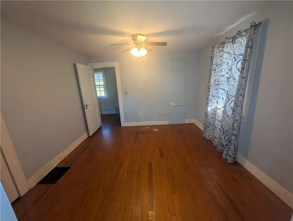 28 Rosedale Avenue, Bradford City, Pennsylvania 16, Bradford City, Pennsylvania 16701, 2 Bedrooms Bedrooms, 6 Rooms Rooms,1 BathroomBathrooms,Residential,For Sale,28 Rosedale Avenue, Bradford City, Pennsylvania 16,0,R1644144