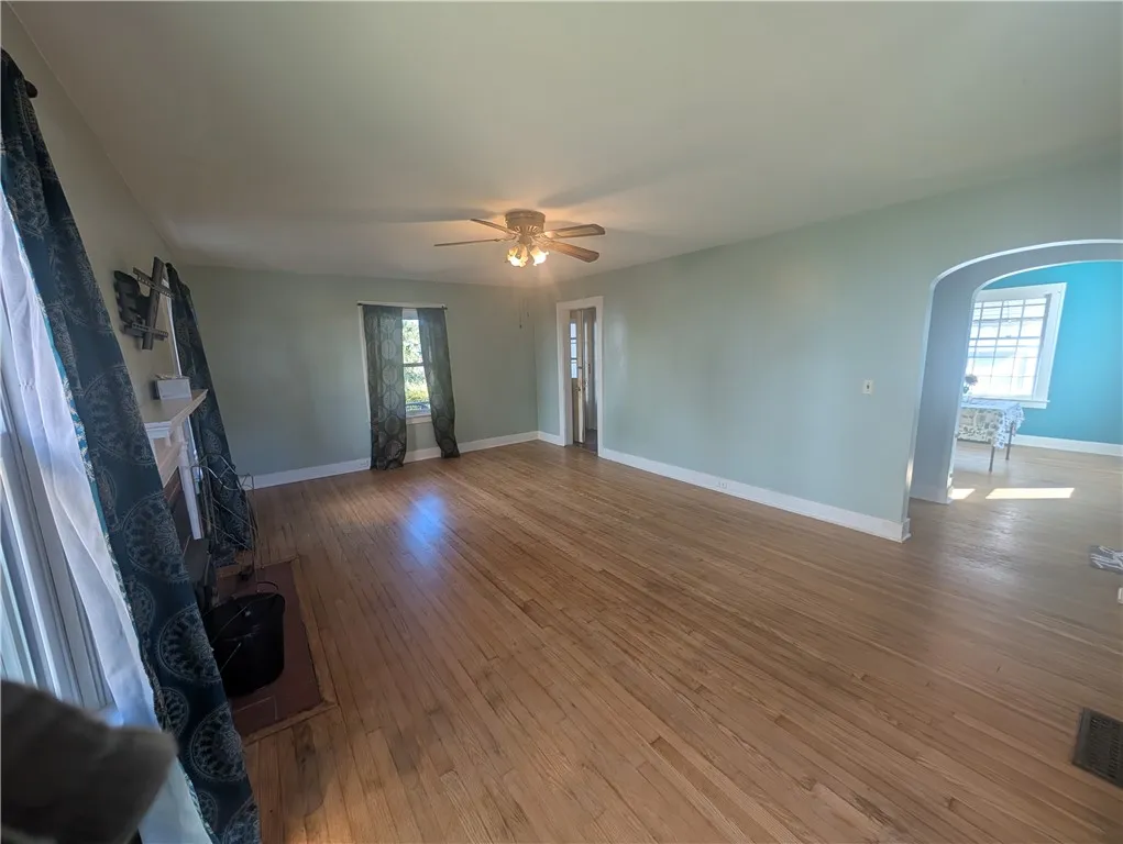 28 Rosedale Avenue, Bradford City, Pennsylvania 16, Bradford City, Pennsylvania 16701, 2 Bedrooms Bedrooms, 6 Rooms Rooms,1 BathroomBathrooms,Residential,For Sale,28 Rosedale Avenue, Bradford City, Pennsylvania 16,0,R1644144