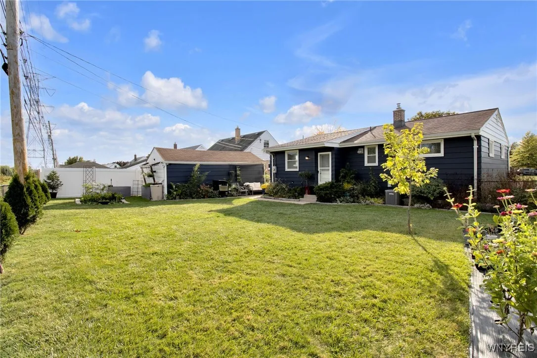 197 Heather Road, Cheektowaga, New York 14225, Cheektowaga, New York 14225, 3 Bedrooms Bedrooms, 5 Rooms Rooms,1 BathroomBathrooms,Residential,For Sale,197 Heather Road, Cheektowaga, New York 14225,0,B1643902