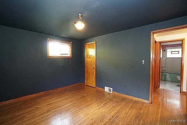 1835 Military Road, Tonawanda, New York 14217, Tonawanda, New York 14217, 2 Bedrooms Bedrooms, 4 Rooms Rooms,1 BathroomBathrooms,Residential,For Sale,1835 Military Road, Tonawanda, New York 14217,0,B1643552
