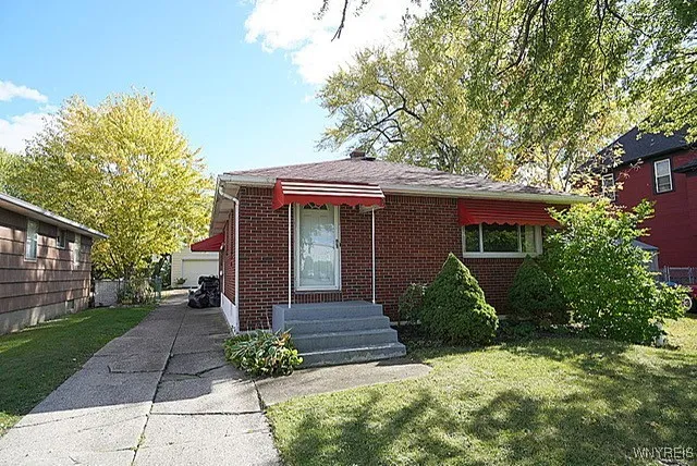 1835 Military Road, Tonawanda, New York 14217, Tonawanda, New York 14217, 2 Bedrooms Bedrooms, 4 Rooms Rooms,1 BathroomBathrooms,Residential,For Sale,1835 Military Road, Tonawanda, New York 14217,0,B1643552