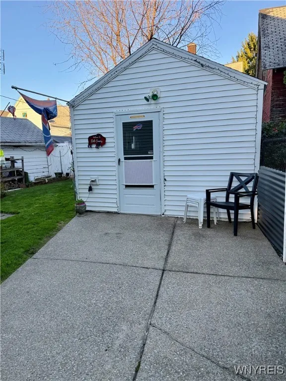 217 Weiss Street, Buffalo, New York 14206, Buffalo, New York 14206, 3 Bedrooms Bedrooms, 7 Rooms Rooms,1 BathroomBathrooms,Residential,For Sale,217 Weiss Street, Buffalo, New York 14206,0,B1644147