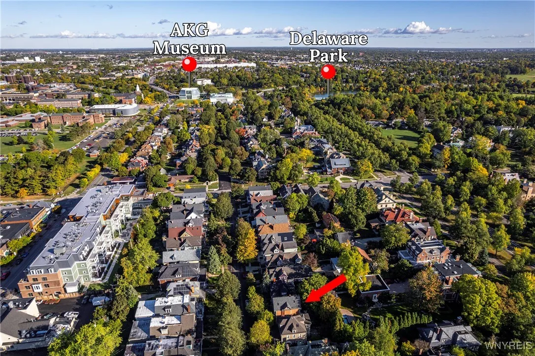 21 Granger Pl, Buffalo, New York 14222, Buffalo, New York 14222, 4 Bedrooms Bedrooms, 11 Rooms Rooms,2 BathroomsBathrooms,Residential,For Sale,21 Granger Pl, Buffalo, New York 14222,0,B1643798