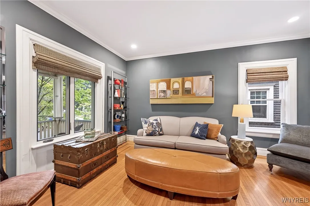21 Granger Pl, Buffalo, New York 14222, Buffalo, New York 14222, 4 Bedrooms Bedrooms, 11 Rooms Rooms,2 BathroomsBathrooms,Residential,For Sale,21 Granger Pl, Buffalo, New York 14222,0,B1643798