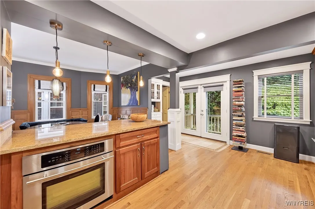 21 Granger Pl, Buffalo, New York 14222, Buffalo, New York 14222, 4 Bedrooms Bedrooms, 11 Rooms Rooms,2 BathroomsBathrooms,Residential,For Sale,21 Granger Pl, Buffalo, New York 14222,0,B1643798