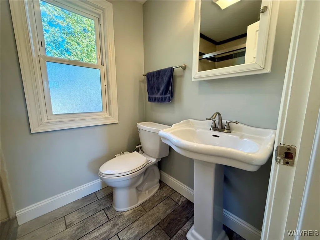 58 Allendale Road, West Seneca, New York 14224, West Seneca, New York 14224, 4 Bedrooms Bedrooms, 8 Rooms Rooms,1 BathroomBathrooms,Residential,For Sale,58 Allendale Road, West Seneca, New York 14224,0,B1632010