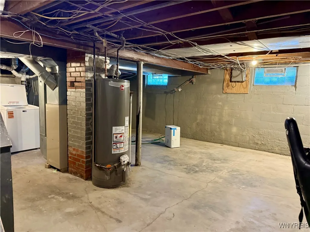 58 Allendale Road, West Seneca, New York 14224, West Seneca, New York 14224, 4 Bedrooms Bedrooms, 8 Rooms Rooms,1 BathroomBathrooms,Residential,For Sale,58 Allendale Road, West Seneca, New York 14224,0,B1632010