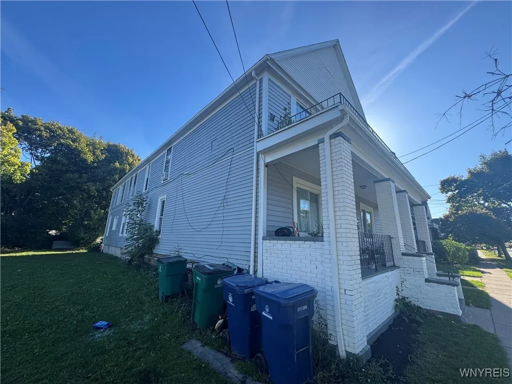 397 Plymouth Avenue, Buffalo, New York 14213, Buffalo, New York 14213, 10 Bedrooms Bedrooms, ,4 BathroomsBathrooms,Residential,Closed,397 Plymouth Avenue, Buffalo, New York 14213,0,B1644023