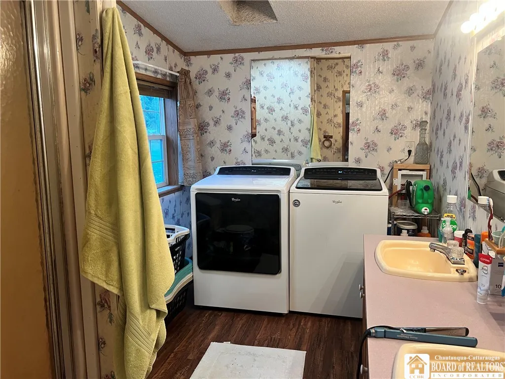 8505 State Route 417, Genesee, New York 14754, Genesee, New York 14754, 3 Bedrooms Bedrooms, 10 Rooms Rooms,2 BathroomsBathrooms,Residential,For Sale,8505 State Route 417, Genesee, New York 14754,0,R1643910