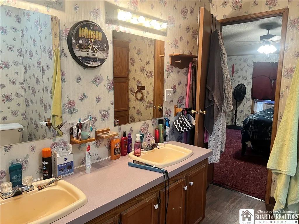 8505 State Route 417, Genesee, New York 14754, Genesee, New York 14754, 3 Bedrooms Bedrooms, 10 Rooms Rooms,2 BathroomsBathrooms,Residential,For Sale,8505 State Route 417, Genesee, New York 14754,0,R1643910