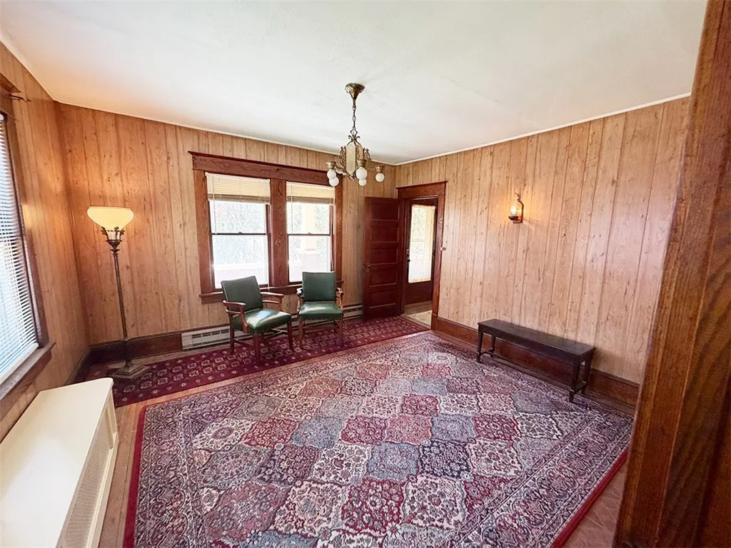 99 Schneider Avenue, Middletown, New York 12430, Middletown, New York 12430, 3 Bedrooms Bedrooms, 9 Rooms Rooms,1 BathroomBathrooms,Residential,For Sale,99 Schneider Avenue, Middletown, New York 12430,0,R1643818