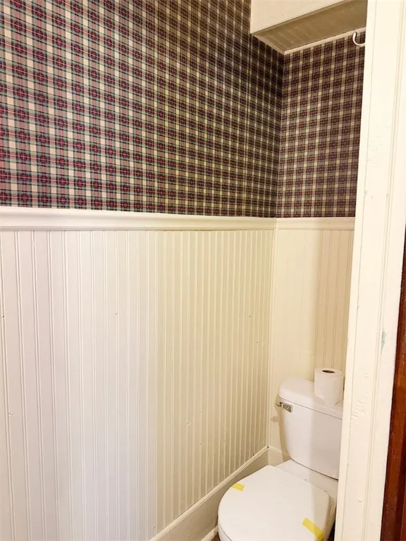 99 Schneider Avenue, Middletown, New York 12430, Middletown, New York 12430, 3 Bedrooms Bedrooms, 9 Rooms Rooms,1 BathroomBathrooms,Residential,For Sale,99 Schneider Avenue, Middletown, New York 12430,0,R1643818