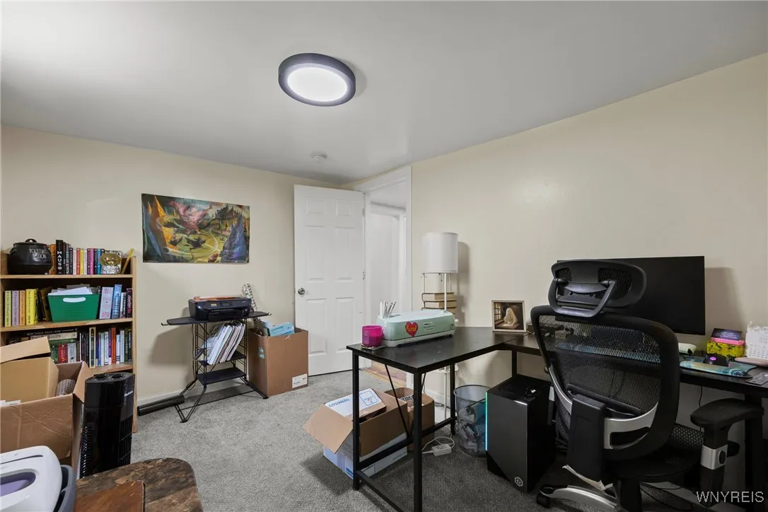 41 Hamilton Street, Buffalo, New York 14207, Buffalo, New York 14207, 5 Bedrooms Bedrooms, 10 Rooms Rooms,2 BathroomsBathrooms,Residential,For Sale,41 Hamilton Street, Buffalo, New York 14207,0,B1644195