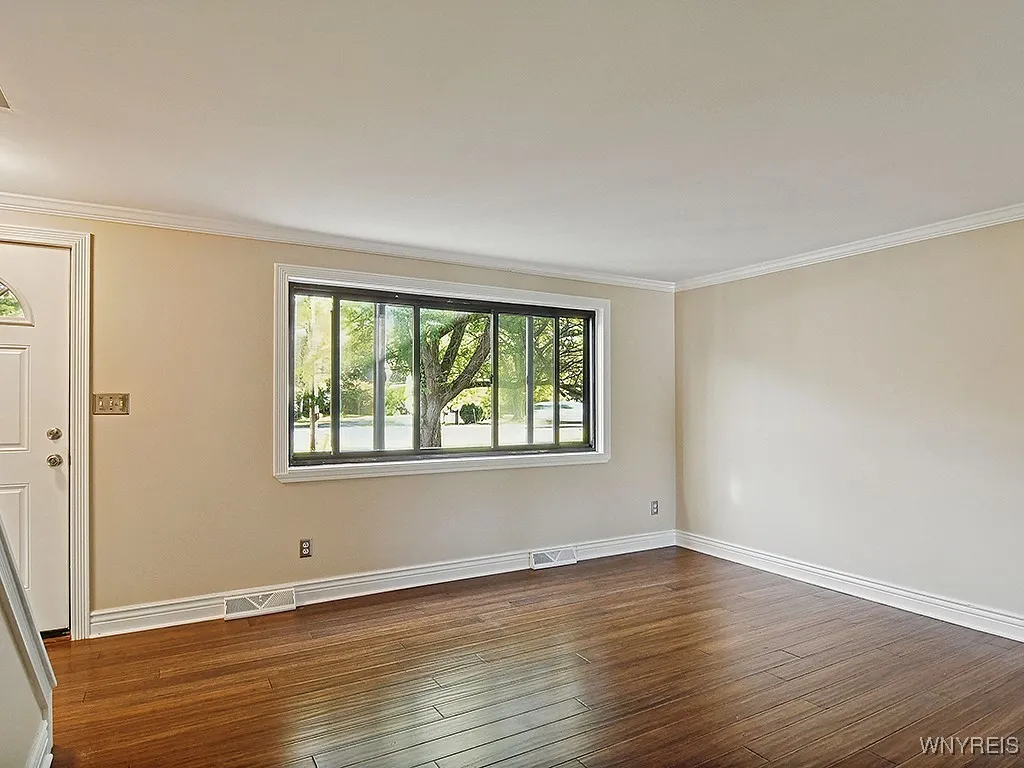 1689 Orchard Park Road, West Seneca, New York 1422, West Seneca, New York 14224, 2 Bedrooms Bedrooms, 4 Rooms Rooms,1 BathroomBathrooms,Residential,For Sale,1689 Orchard Park Road, West Seneca, New York 1422,0,B1643917