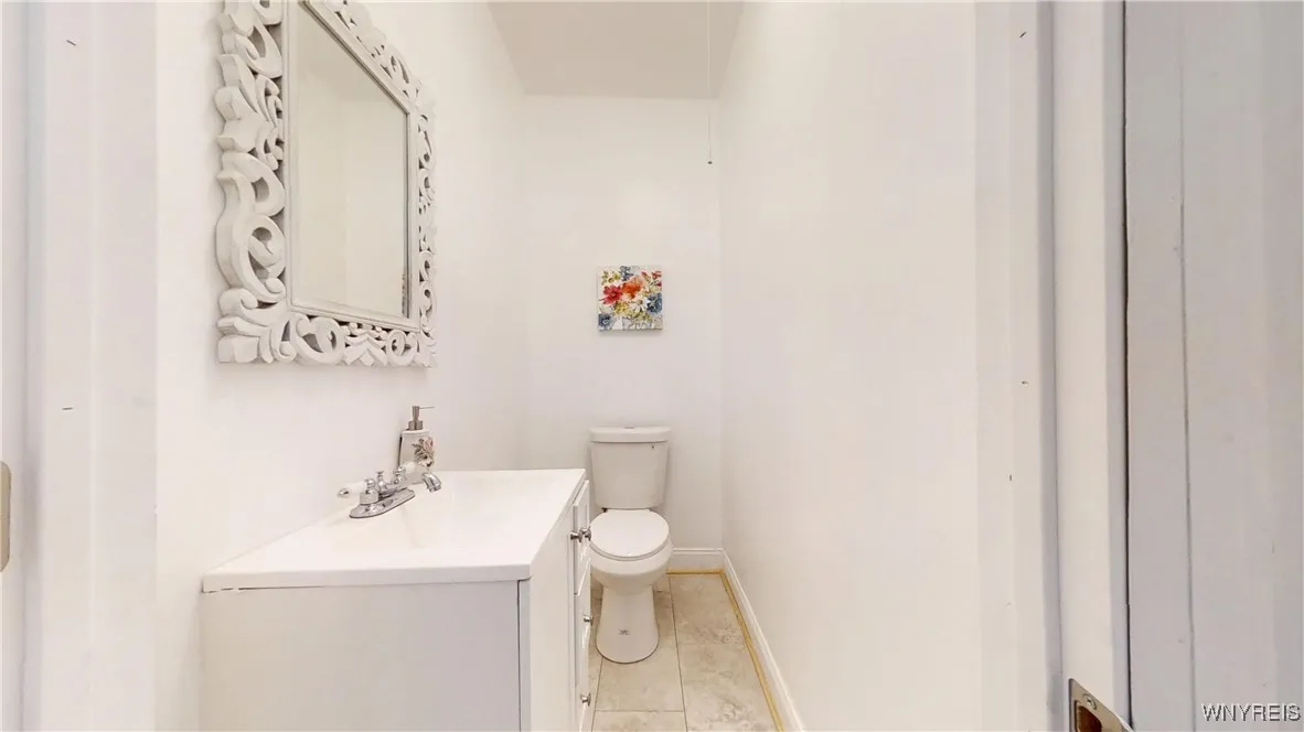 114 Spaulding Street, Buffalo, New York 14220, Buffalo, New York 14220, 4 Bedrooms Bedrooms, 9 Rooms Rooms,1 BathroomBathrooms,Residential,For Sale,114 Spaulding Street, Buffalo, New York 14220,0,B1643190