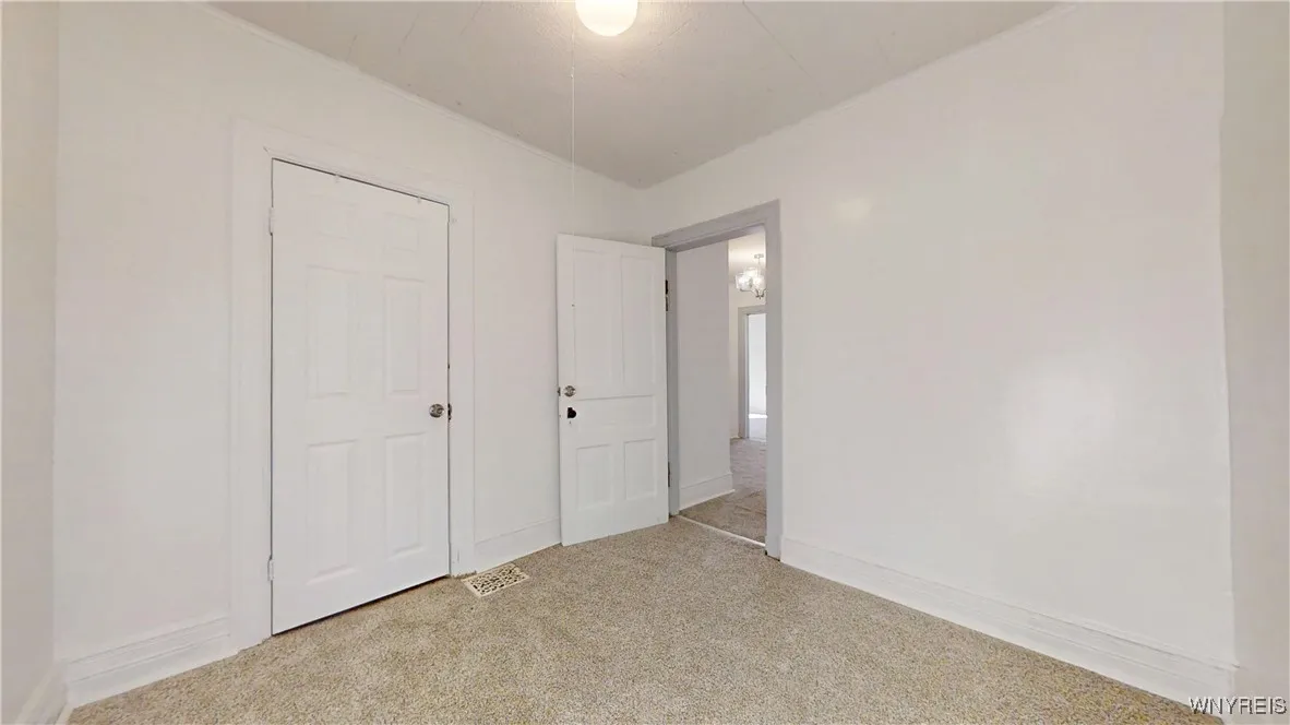 114 Spaulding Street, Buffalo, New York 14220, Buffalo, New York 14220, 4 Bedrooms Bedrooms, 9 Rooms Rooms,1 BathroomBathrooms,Residential,For Sale,114 Spaulding Street, Buffalo, New York 14220,0,B1643190