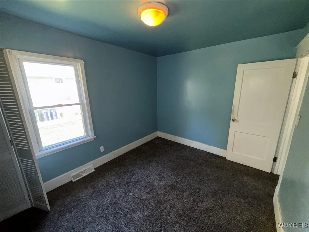 618 Lasalle Avenue, Buffalo, New York 14215, Buffalo, New York 14215, 4 Bedrooms Bedrooms, 8 Rooms Rooms,2 BathroomsBathrooms,Residential,For Sale,618 Lasalle Avenue, Buffalo, New York 14215,0,B1644151