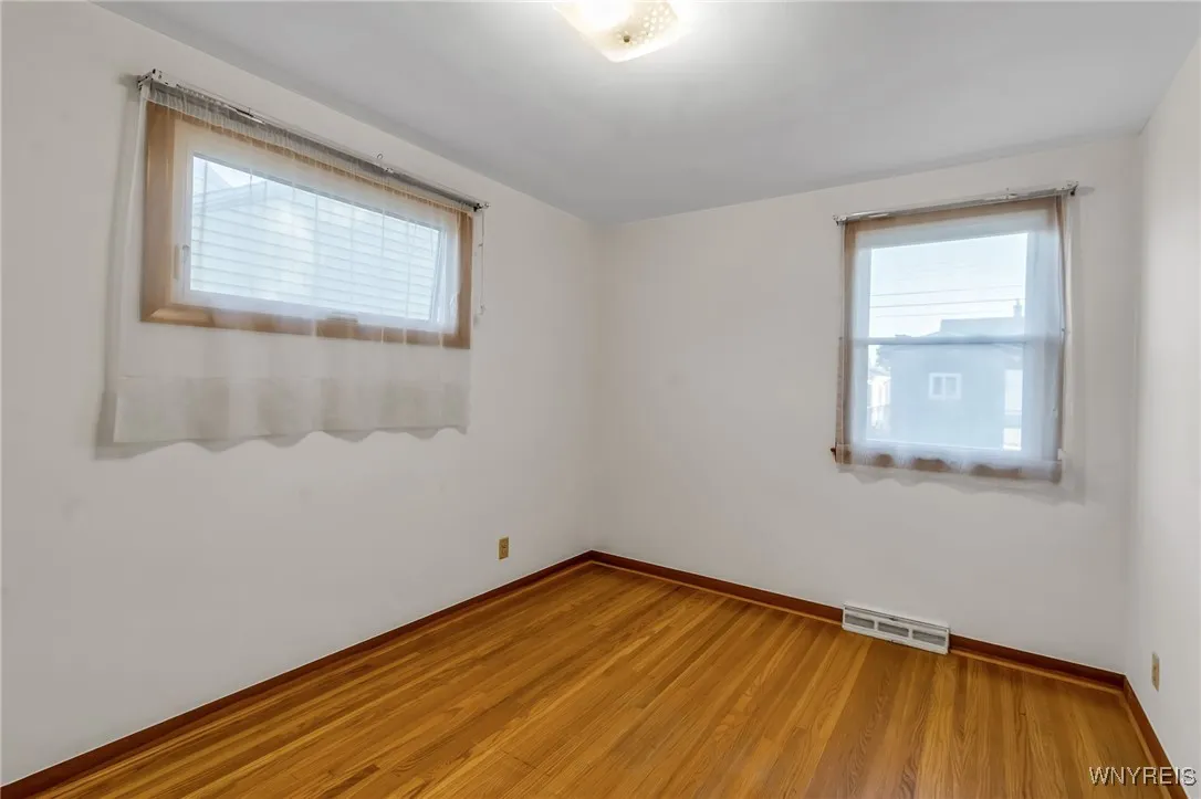 Bedroom2