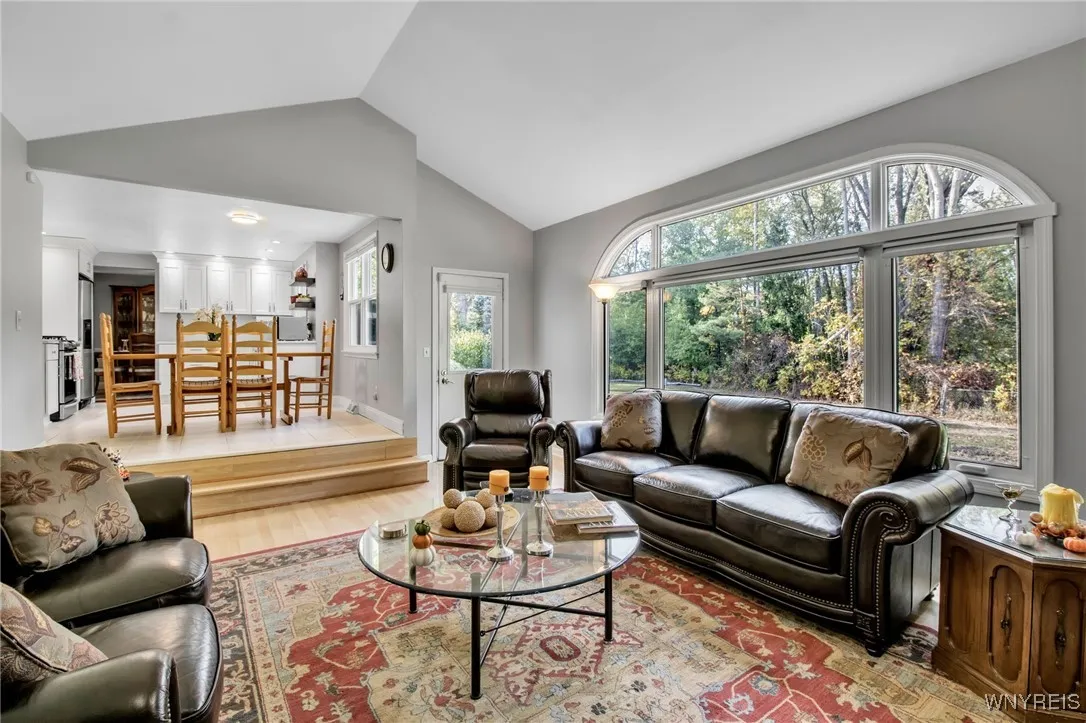 38 Shady Grove Drive, Amherst, New York 14051, Amherst, New York 14051, 3 Bedrooms Bedrooms, 8 Rooms Rooms,1 BathroomBathrooms,Residential,For Sale,38 Shady Grove Drive, Amherst, New York 14051,0,B1644058