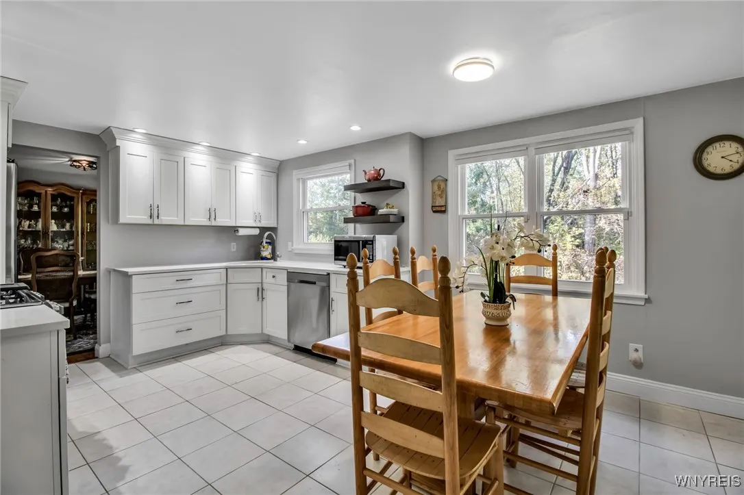 38 Shady Grove Drive, Amherst, New York 14051, Amherst, New York 14051, 3 Bedrooms Bedrooms, 8 Rooms Rooms,1 BathroomBathrooms,Residential,For Sale,38 Shady Grove Drive, Amherst, New York 14051,0,B1644058
