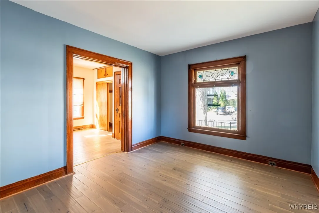 37 Alsace Avenue, Buffalo, New York 14220, Buffalo, New York 14220, 6 Bedrooms Bedrooms, 8 Rooms Rooms,1 BathroomBathrooms,Residential,For Sale,37 Alsace Avenue, Buffalo, New York 14220,0,B1644244
