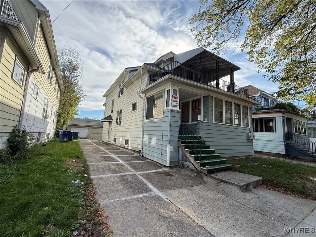 549 Lisbon Avenue, Buffalo, New York 14215, Buffalo, New York 14215, 3 Bedrooms Bedrooms, 6 Rooms Rooms,1 BathroomBathrooms,Residential Lease,For Rent,549 Lisbon Avenue, Buffalo, New York 14215,0,B1641116