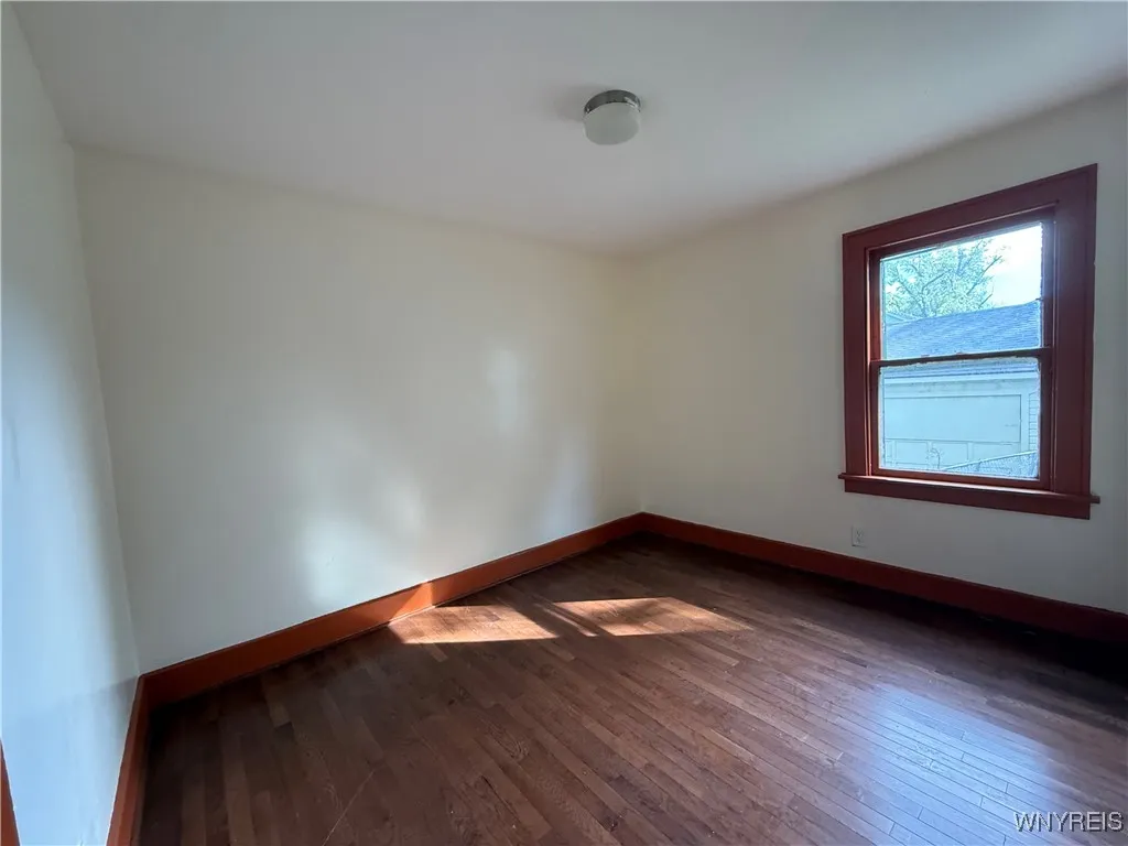 549 Lisbon Avenue, Buffalo, New York 14215, Buffalo, New York 14215, 3 Bedrooms Bedrooms, 6 Rooms Rooms,1 BathroomBathrooms,Residential Lease,For Rent,549 Lisbon Avenue, Buffalo, New York 14215,0,B1641116