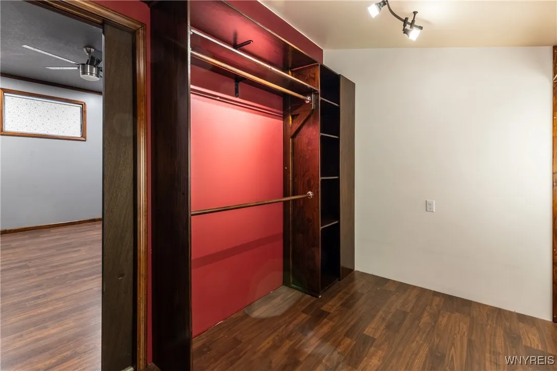 406 Doat Street, Buffalo, New York 14211, Buffalo, New York 14211, 3 Bedrooms Bedrooms, 7 Rooms Rooms,1 BathroomBathrooms,Residential,For Sale,406 Doat Street, Buffalo, New York 14211,0,B1644223