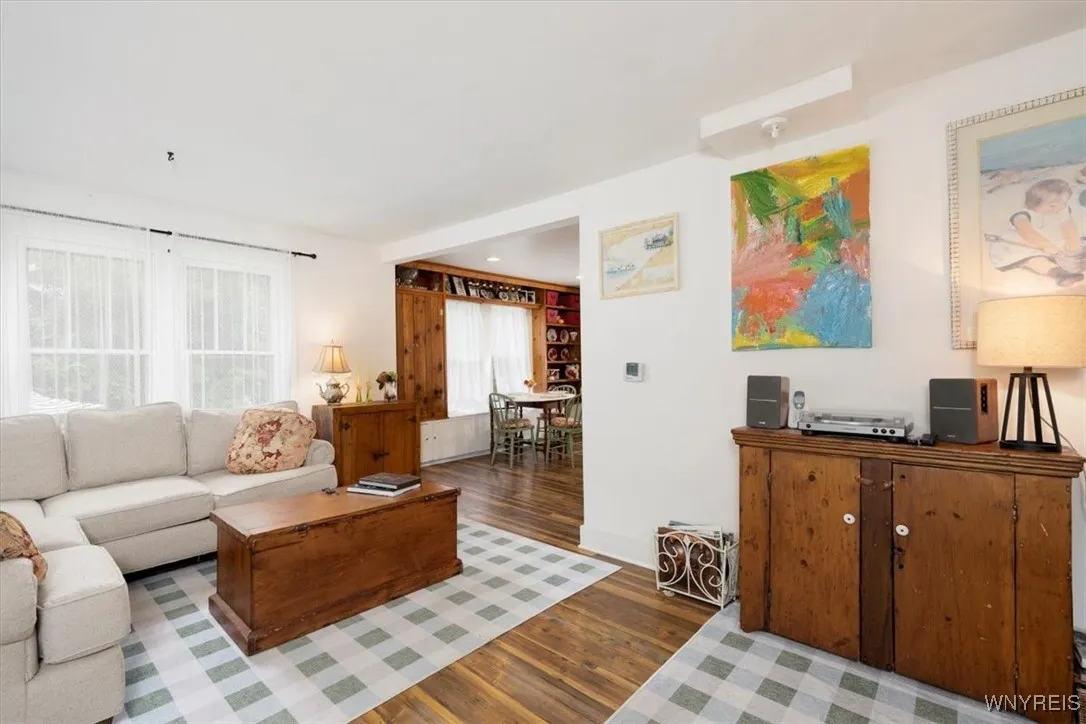5665 East Lane, Hamburg, New York 14085, Hamburg, New York 14085, 3 Bedrooms Bedrooms, 6 Rooms Rooms,2 BathroomsBathrooms,Residential,Closed,5665 East Lane, Hamburg, New York 14085,0,B1644256
