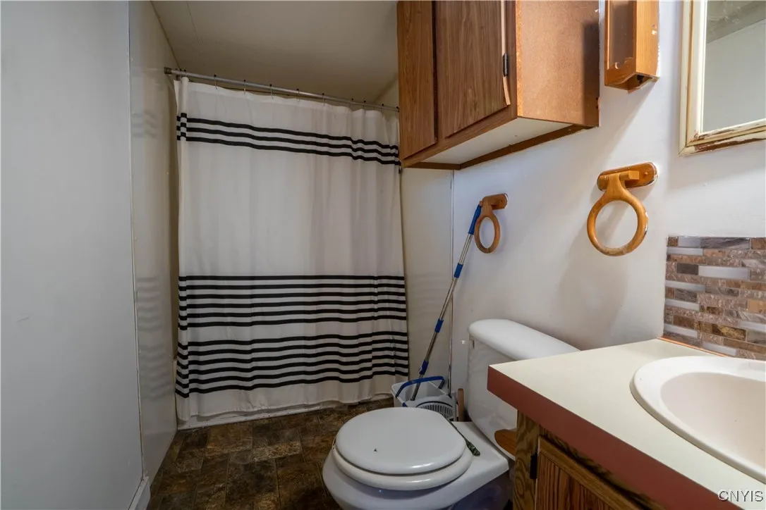 112 Mountain View Lane, German Flatts, New York 13, German Flatts, New York 13357, 2 Bedrooms Bedrooms, 5 Rooms Rooms,1 BathroomBathrooms,Residential Lease,For Rent,112 Mountain View Lane, German Flatts, New York 13,0,S1644266
