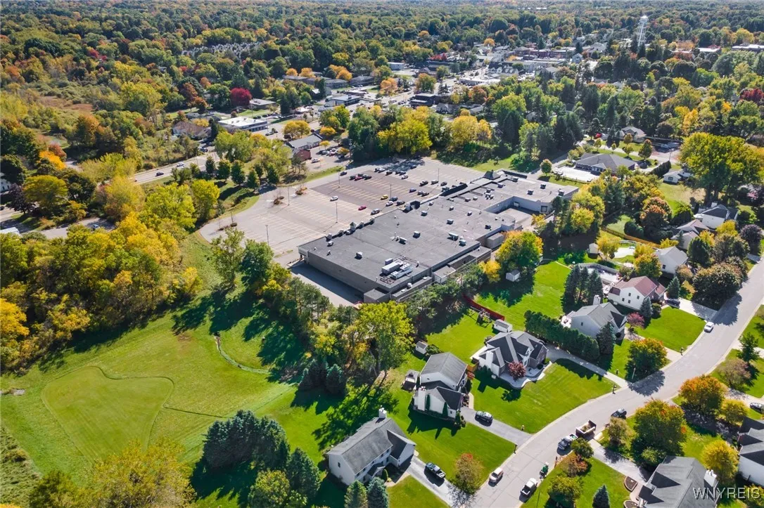 103 Burbank Drive, Orchard Park, New York 14127, Orchard Park, New York 14127, 4 Bedrooms Bedrooms, 14 Rooms Rooms,2 BathroomsBathrooms,Residential,For Sale,103 Burbank Drive, Orchard Park, New York 14127,0,B1644271