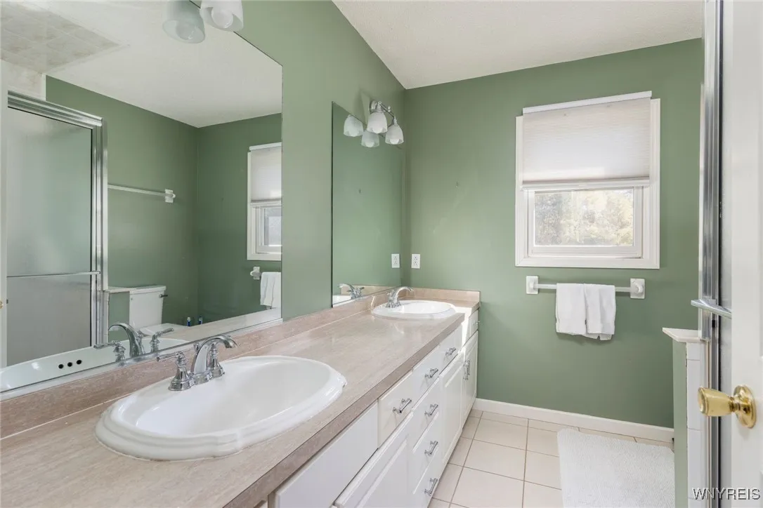103 Burbank Drive, Orchard Park, New York 14127, Orchard Park, New York 14127, 4 Bedrooms Bedrooms, 14 Rooms Rooms,2 BathroomsBathrooms,Residential,For Sale,103 Burbank Drive, Orchard Park, New York 14127,0,B1644271