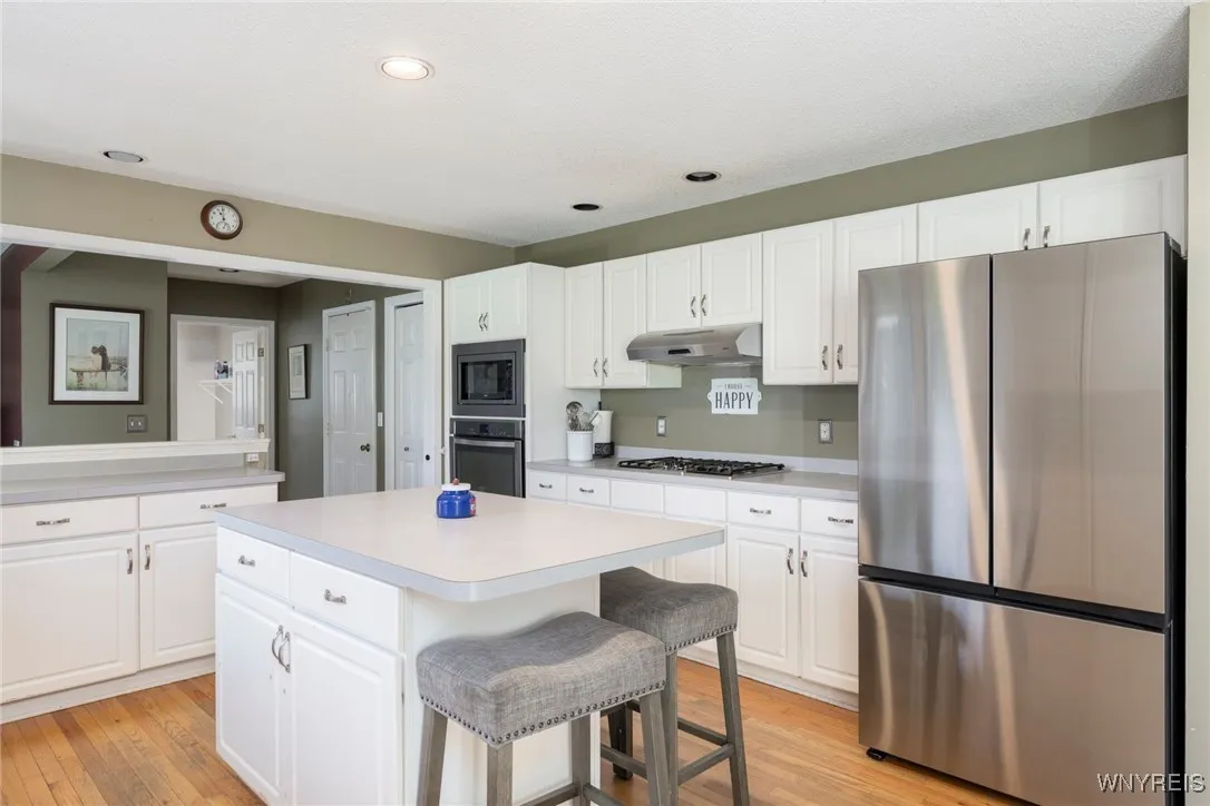 103 Burbank Drive, Orchard Park, New York 14127, Orchard Park, New York 14127, 4 Bedrooms Bedrooms, 14 Rooms Rooms,2 BathroomsBathrooms,Residential,For Sale,103 Burbank Drive, Orchard Park, New York 14127,0,B1644271