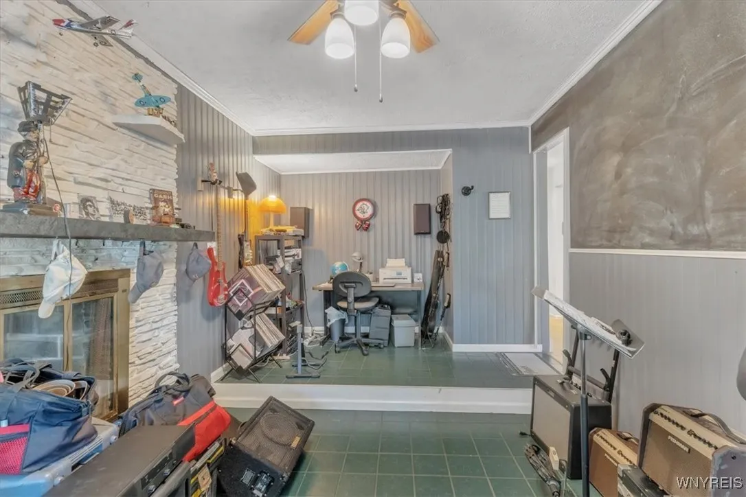 901 Onondaga Street, Lewiston, New York 14092, Lewiston, New York 14092, 4 Bedrooms Bedrooms, 10 Rooms Rooms,2 BathroomsBathrooms,Residential,For Sale,901 Onondaga Street, Lewiston, New York 14092,0,B1644160