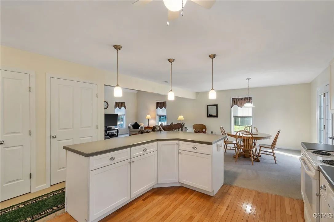 62 Third Avenue, Oswego, New York 13126, Oswego, New York 13126, 2 Bedrooms Bedrooms, 7 Rooms Rooms,2 BathroomsBathrooms,Residential,Closed,62 Third Avenue, Oswego, New York 13126,0,S1643907