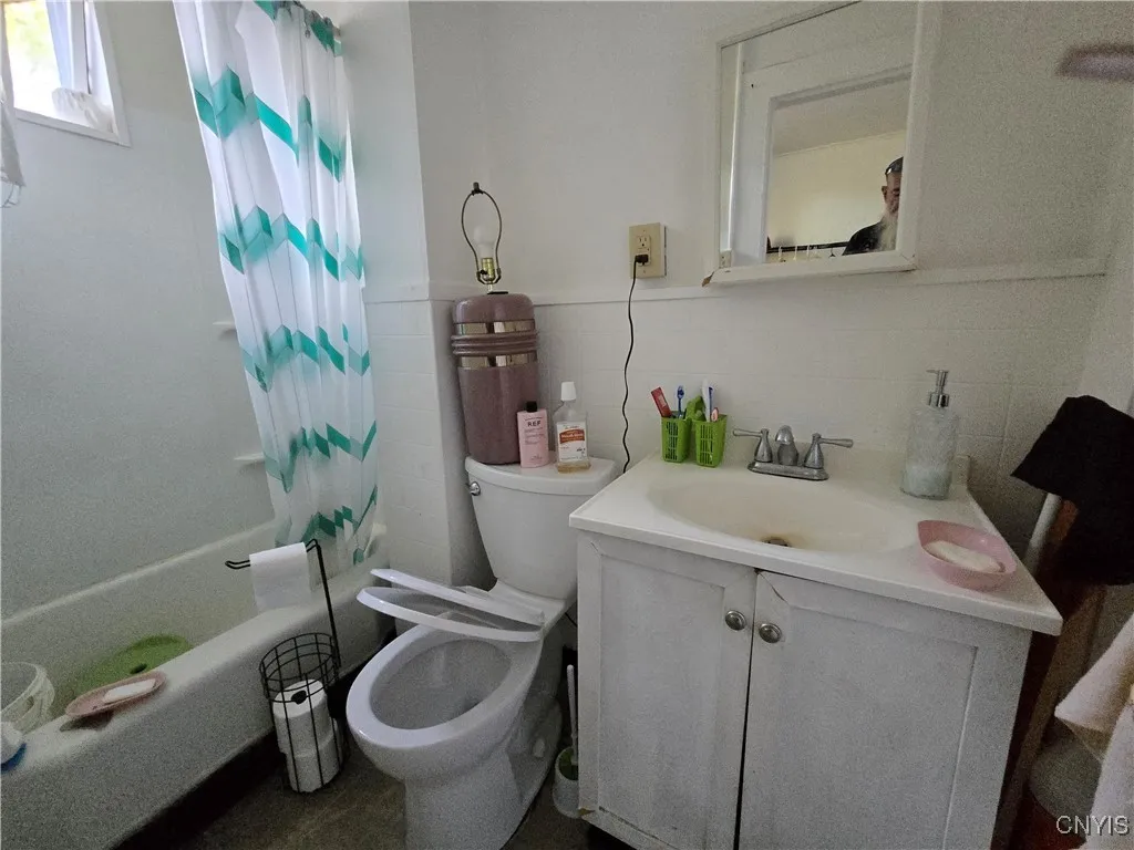 317 East Division Street, Syracuse, New York 13208, Syracuse, New York 13208, 4 Bedrooms Bedrooms, ,2 BathroomsBathrooms,Residential,For Sale,317 East Division Street, Syracuse, New York 13208,0,S1644296