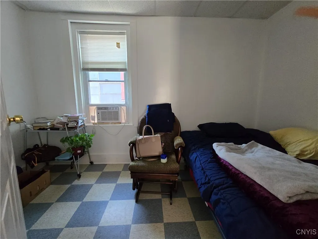 317 East Division Street, Syracuse, New York 13208, Syracuse, New York 13208, 4 Bedrooms Bedrooms, ,2 BathroomsBathrooms,Residential,For Sale,317 East Division Street, Syracuse, New York 13208,0,S1644296