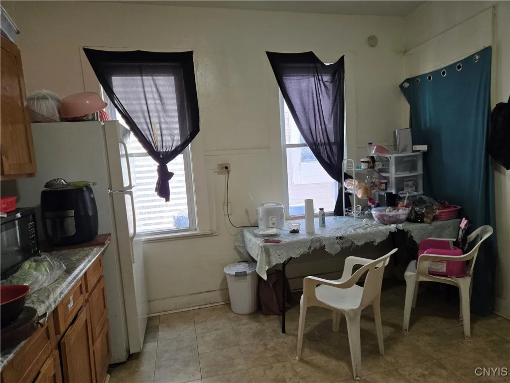 317 East Division Street, Syracuse, New York 13208, Syracuse, New York 13208, 4 Bedrooms Bedrooms, ,2 BathroomsBathrooms,Residential,For Sale,317 East Division Street, Syracuse, New York 13208,0,S1644296