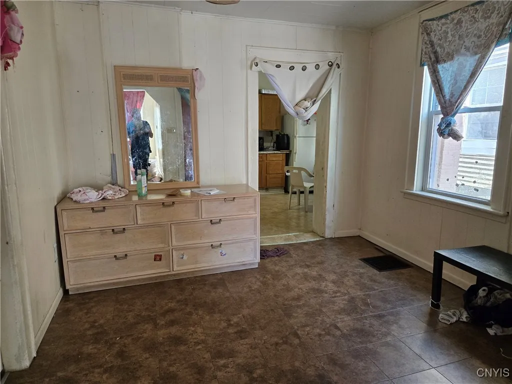 317 East Division Street, Syracuse, New York 13208, Syracuse, New York 13208, 4 Bedrooms Bedrooms, ,2 BathroomsBathrooms,Residential,For Sale,317 East Division Street, Syracuse, New York 13208,0,S1644296