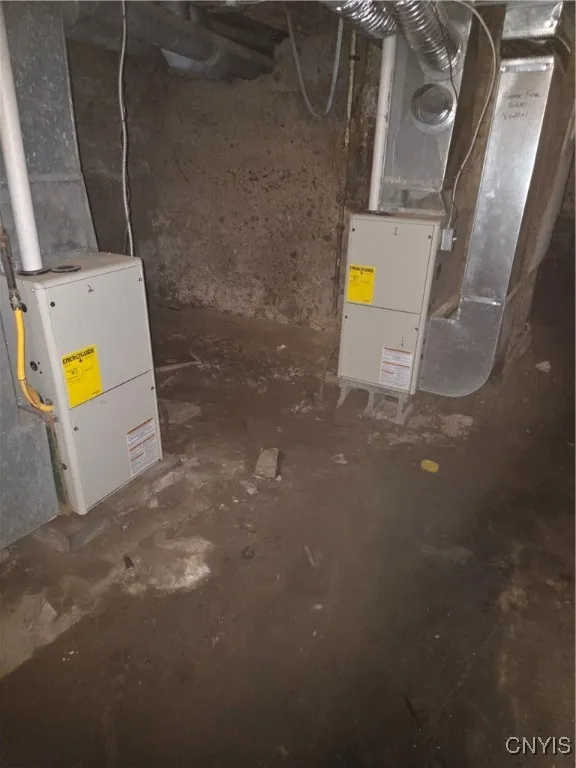 317 East Division Street, Syracuse, New York 13208, Syracuse, New York 13208, 4 Bedrooms Bedrooms, ,2 BathroomsBathrooms,Residential,For Sale,317 East Division Street, Syracuse, New York 13208,0,S1644296