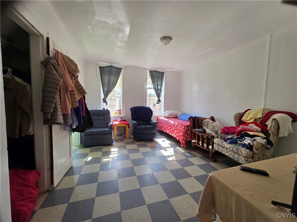 317 East Division Street, Syracuse, New York 13208, Syracuse, New York 13208, 4 Bedrooms Bedrooms, ,2 BathroomsBathrooms,Residential,For Sale,317 East Division Street, Syracuse, New York 13208,0,S1644296