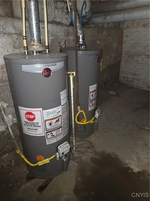 317 East Division Street, Syracuse, New York 13208, Syracuse, New York 13208, 4 Bedrooms Bedrooms, ,2 BathroomsBathrooms,Residential,For Sale,317 East Division Street, Syracuse, New York 13208,0,S1644296