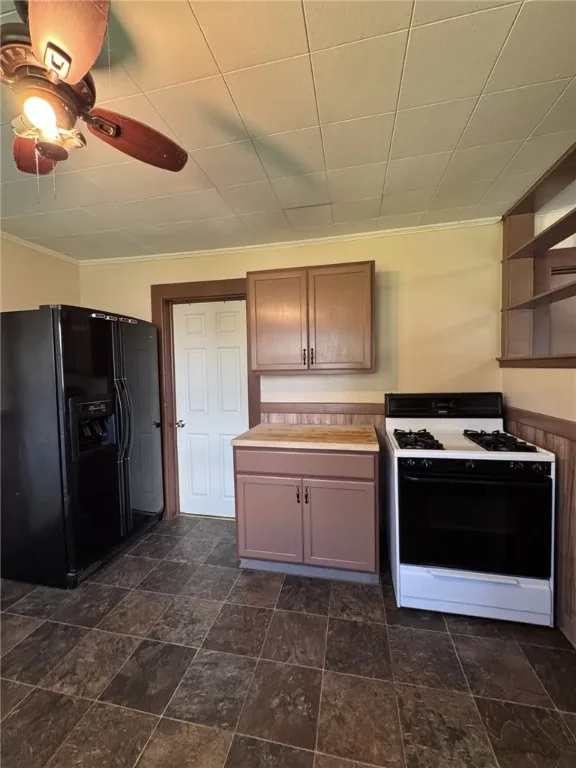 47 Edson Street, Eldred, Pennsylvania 16731, Eldred, Pennsylvania 16731, 3 Bedrooms Bedrooms, 6 Rooms Rooms,1 BathroomBathrooms,Residential,For Sale,47 Edson Street, Eldred, Pennsylvania 16731,0,R1643488