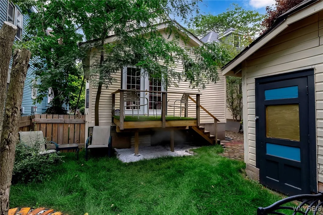 726 Ashland Avenue, Buffalo, New York 14222, Buffalo, New York 14222, 8 Bedrooms Bedrooms, 17 Rooms Rooms,3 BathroomsBathrooms,Residential,For Sale,726 Ashland Avenue, Buffalo, New York 14222,0,B1642856
