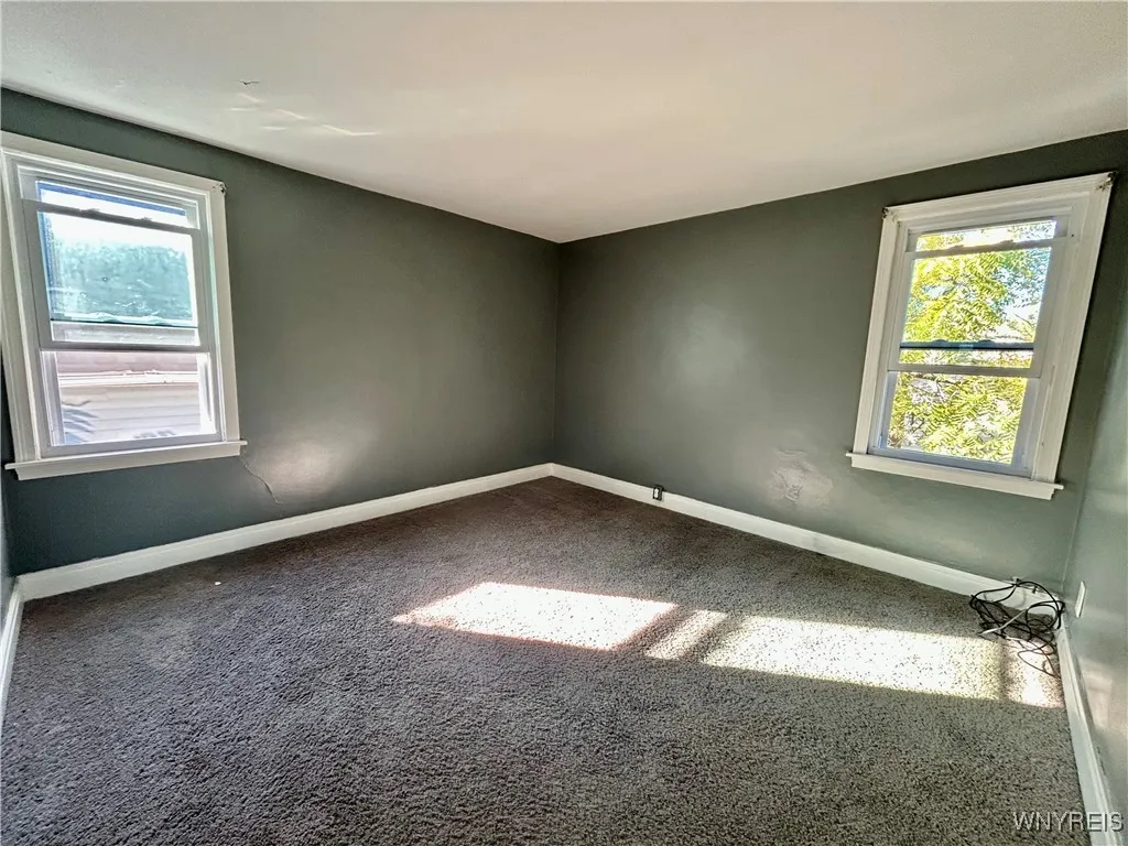 132 Hewitt Avenue, Buffalo, New York 14215, Buffalo, New York 14215, 4 Bedrooms Bedrooms, ,2 BathroomsBathrooms,Residential,For Sale,132 Hewitt Avenue, Buffalo, New York 14215,0,B1644161