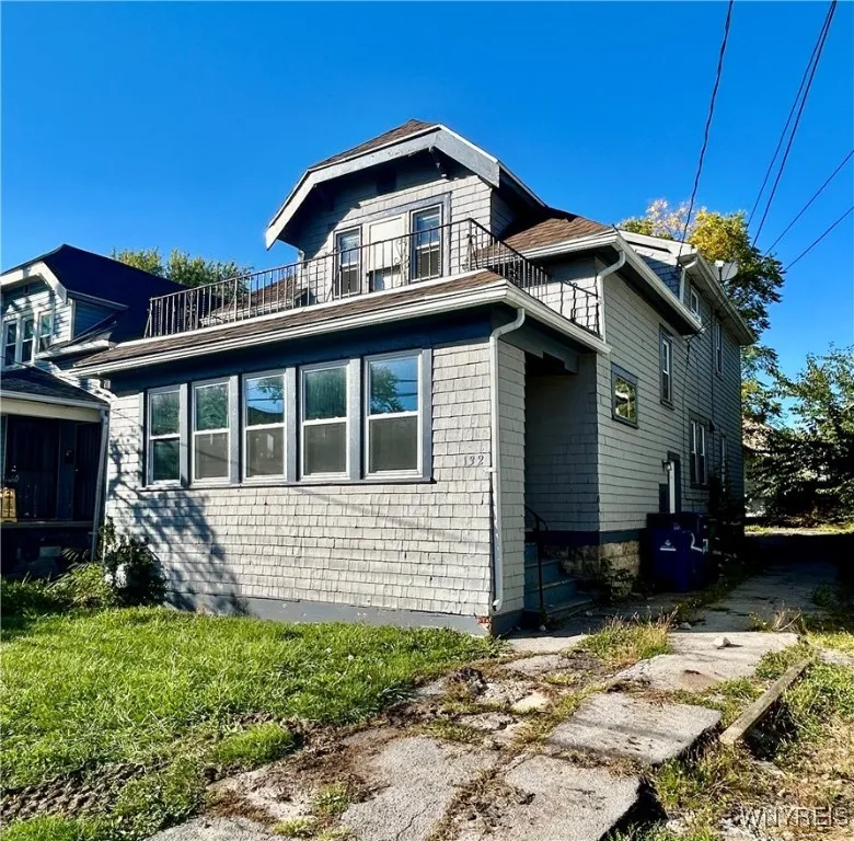 132 Hewitt Avenue, Buffalo, New York 14215, Buffalo, New York 14215, 4 Bedrooms Bedrooms, ,2 BathroomsBathrooms,Residential,For Sale,132 Hewitt Avenue, Buffalo, New York 14215,0,B1644161