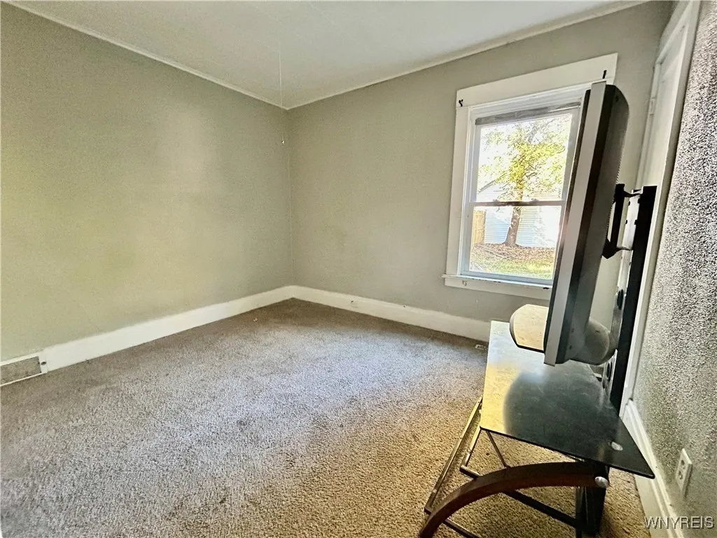 132 Hewitt Avenue, Buffalo, New York 14215, Buffalo, New York 14215, 4 Bedrooms Bedrooms, ,2 BathroomsBathrooms,Residential,For Sale,132 Hewitt Avenue, Buffalo, New York 14215,0,B1644161